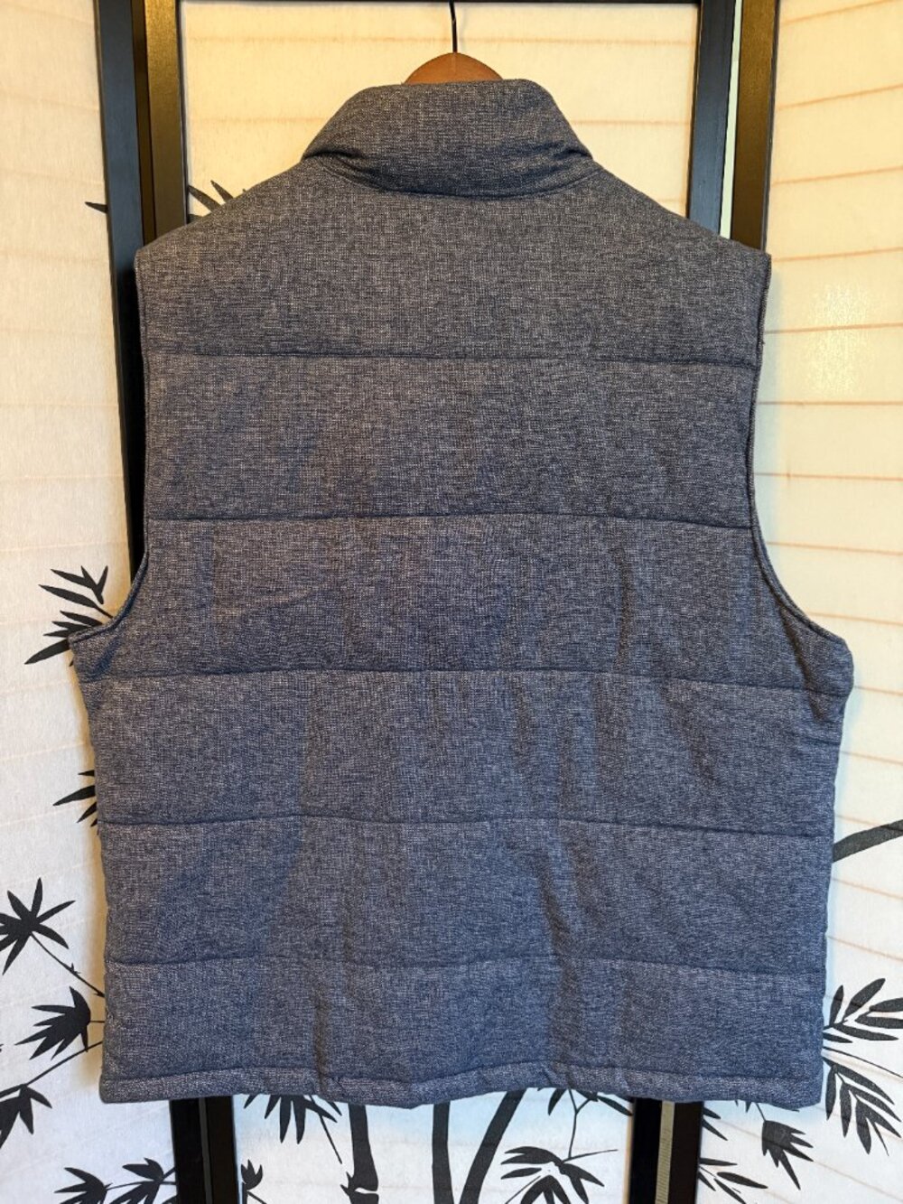 Banana Republic Quilted Puffer Vest (NWT) - Picture 8 of 8